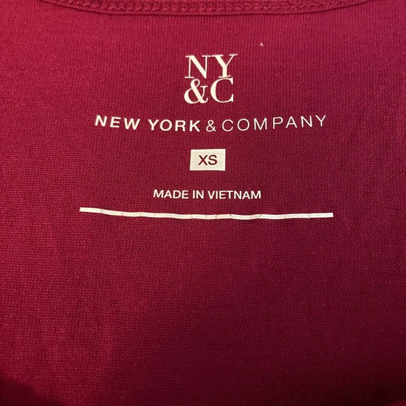 NWT New York & Company Blouse Womens Sz XS Magenta Pink‎ Ruffle Front Tank Cami - Picture 5 of 9